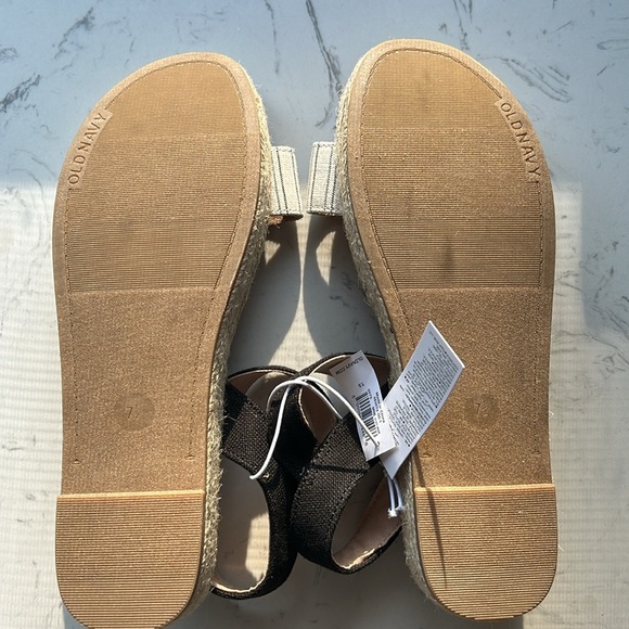 NWT Striped Canvas PlatformSandals - Picture 9 of 9